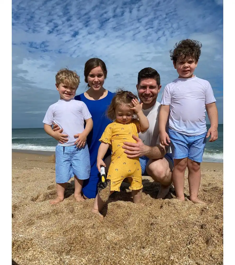 Family Vacay Jessa Seewald Instagram Jessa Duggar and Ben Seewald Family Album