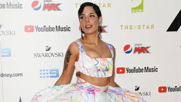 Halsey Treated Like a Teen Mom Throughout Pregnancy Bump