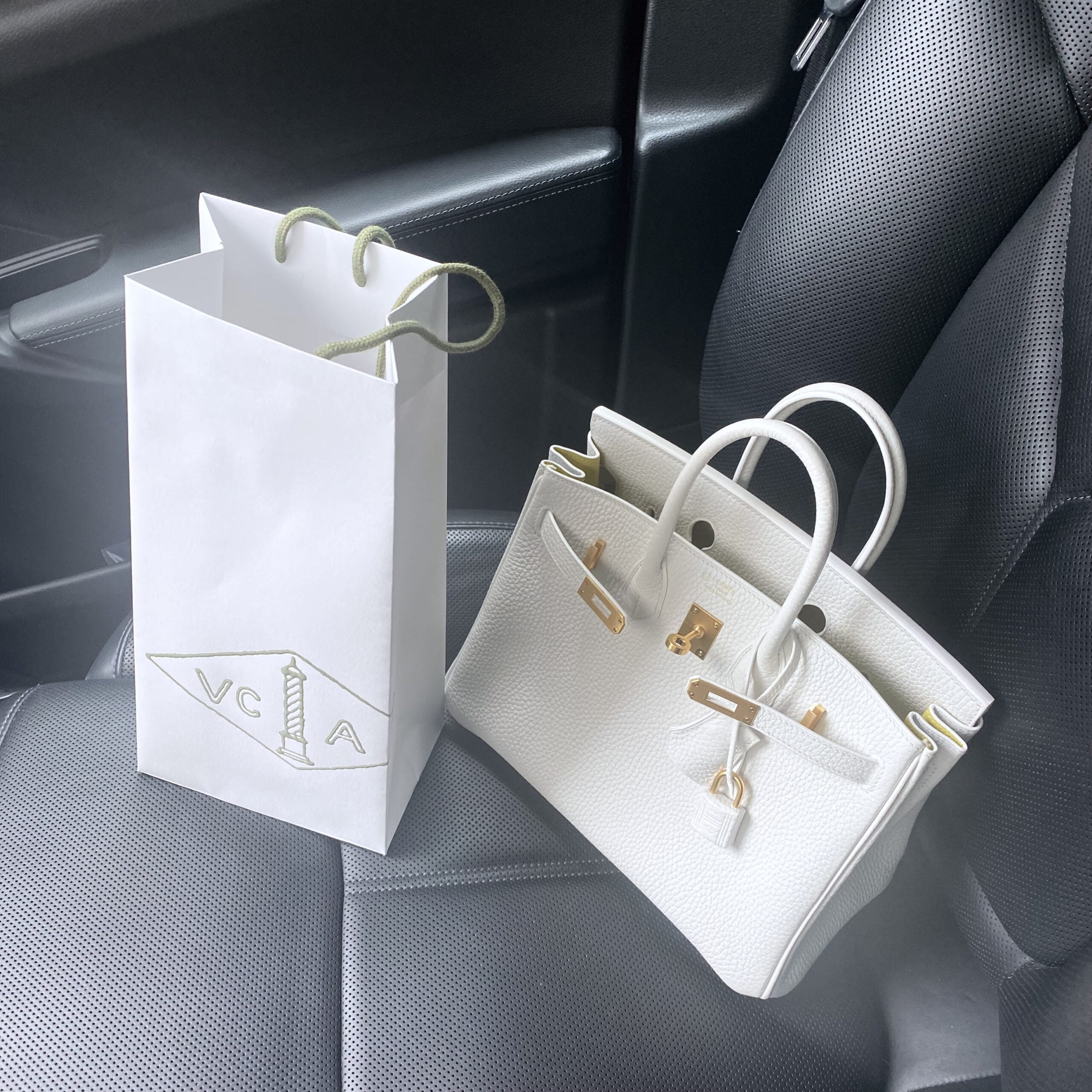 VCA Guilloche in white gold ,Van Cleef &amp; Arpels 10 Motif Guilloche White Gold