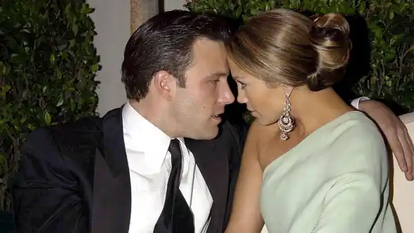 Jennifer Lopez Ben Affleck Steamiest PDA Moments Through Years
