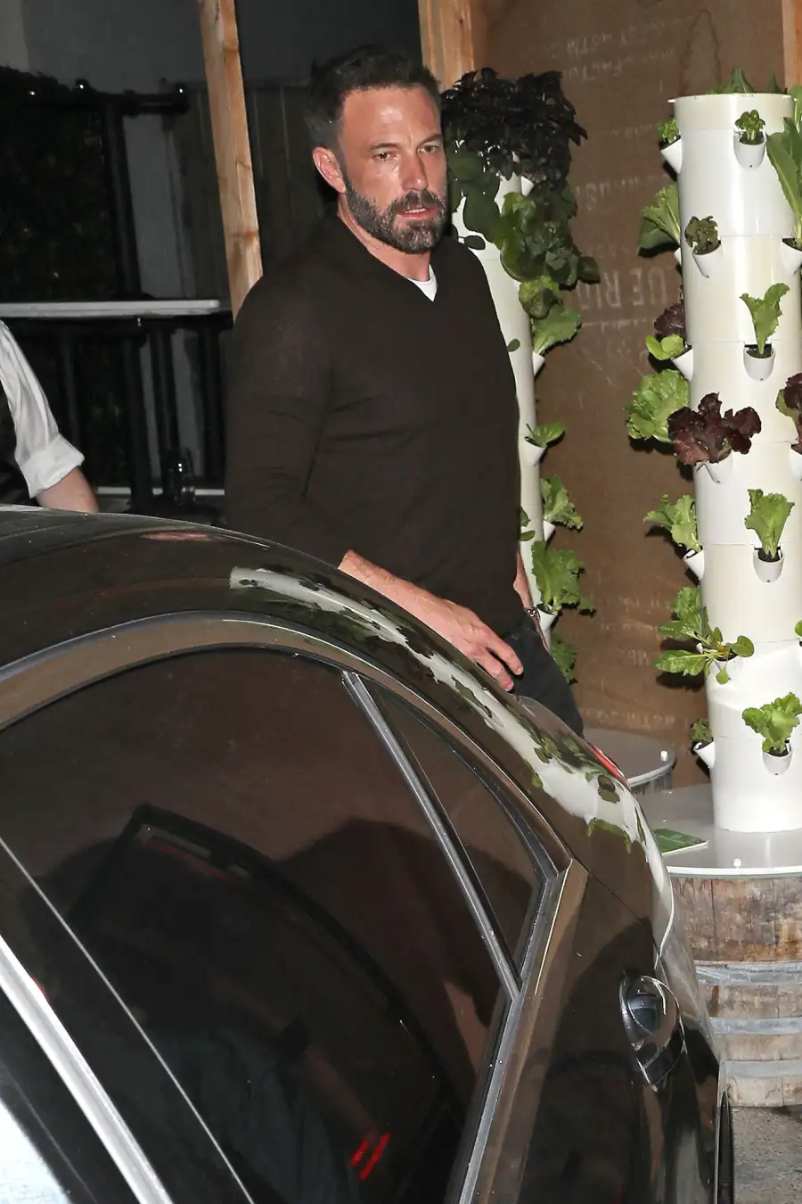 Jennifer Lopez and Ben Affleck Enjoy a Night Out 5