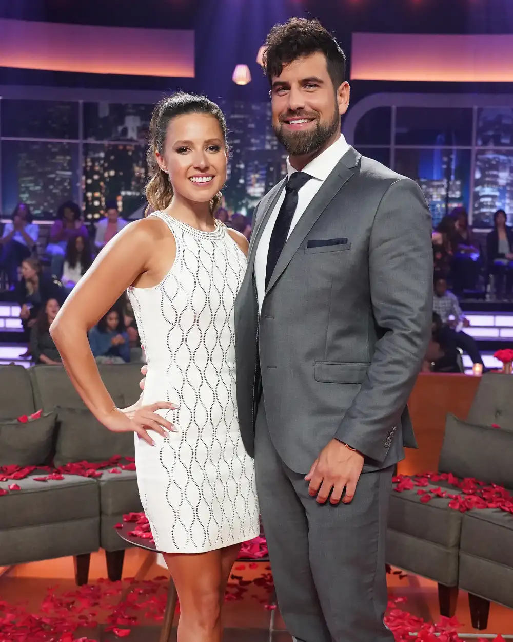 Katie Thurston Displays Blake Moynes&rsquo; Censored &lsquo;Bachelorette&rsquo; Painting, Reveals It&rsquo;s NSFW Content