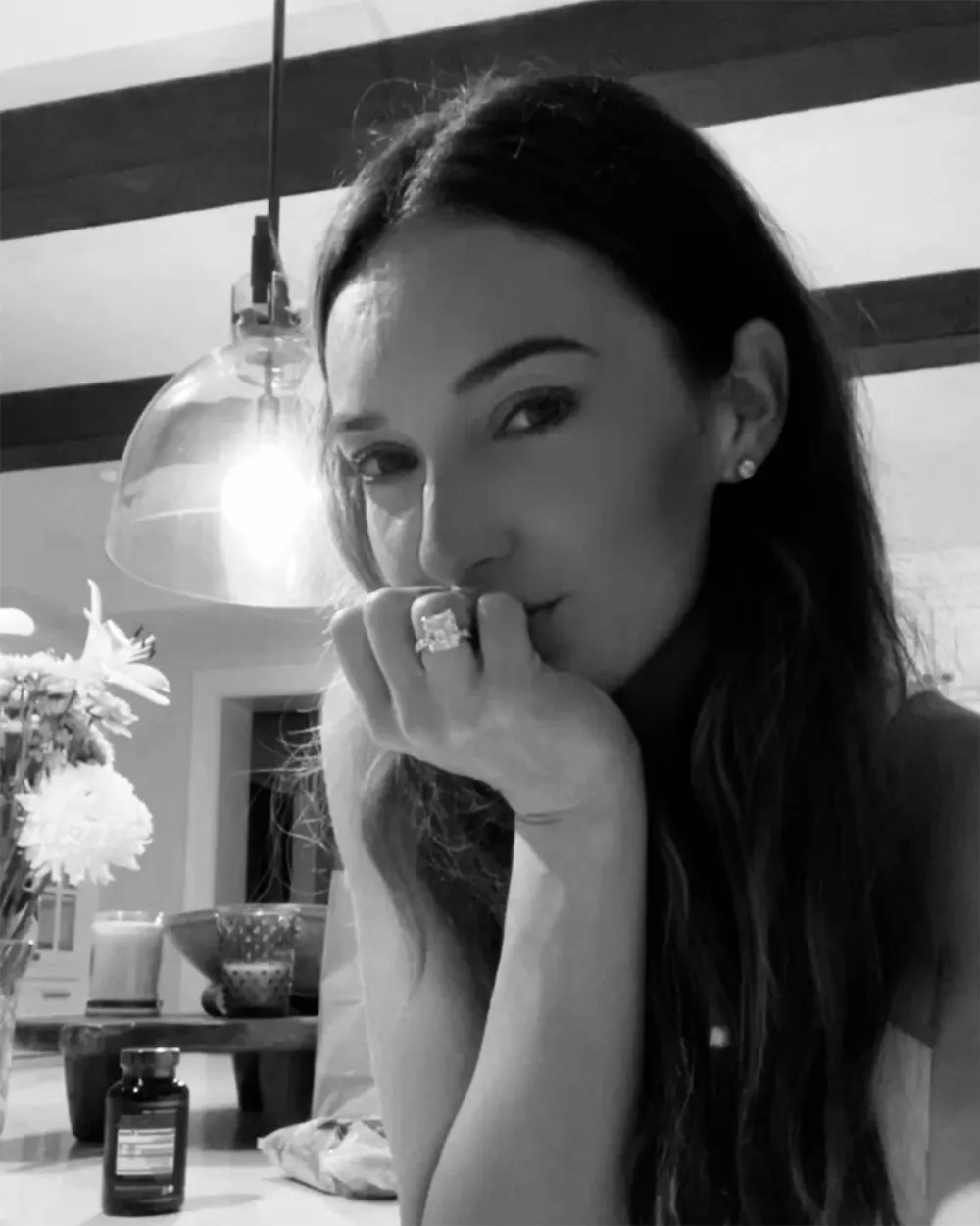 Kortnie O&rsquo;Connor Massive Engagement Ring From Jim Edmonds Is Worth an Estimated 250K 3