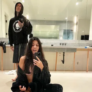 Kourtney Kardashian Goes Nearly Nude During Quarantine With Travis Barker