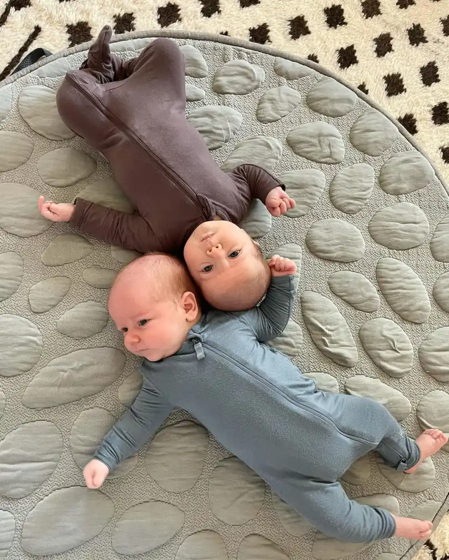 Lauren Burnham Shares Twins Senna and Lux's 7-Week Milestones: Photos Times Two