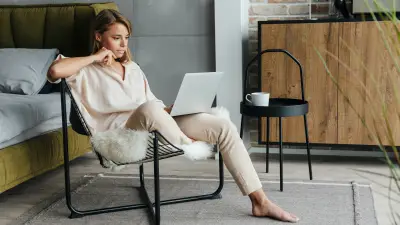 Lounge-Sets-For-Zoom-Calls