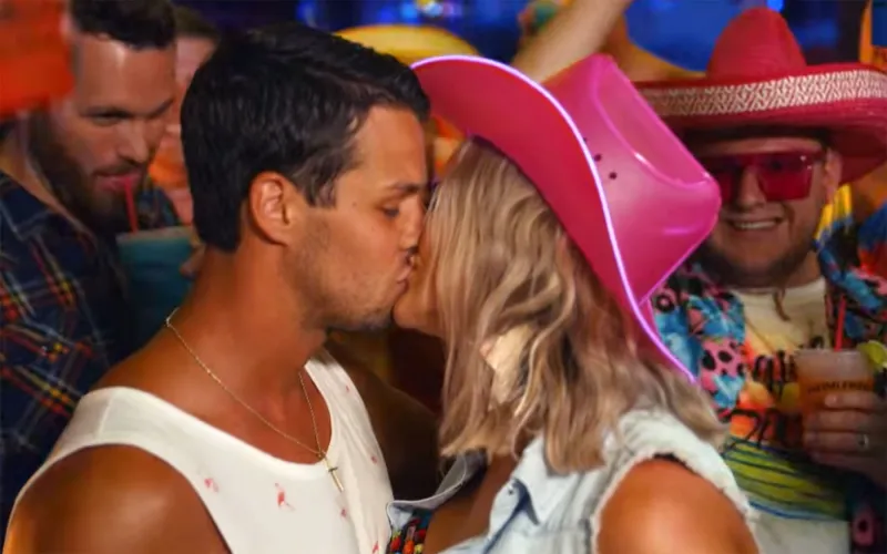 Miranda Lambert Brendan McLoughlin Kiss Tequila Does Video