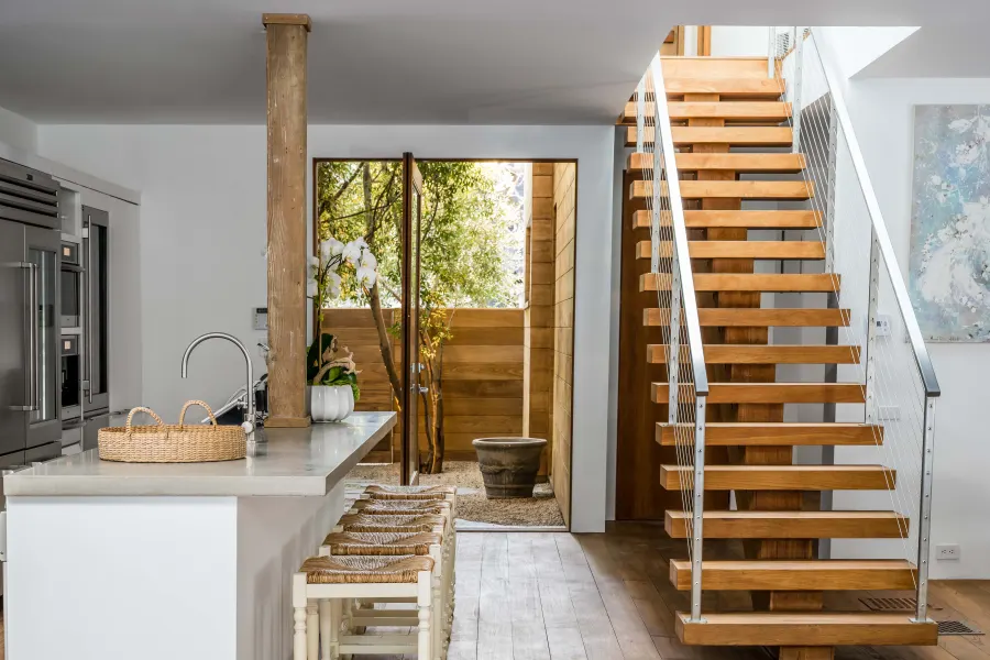 Pamela Anderson Sells Her Malibu Mansion 11 Million See Inside