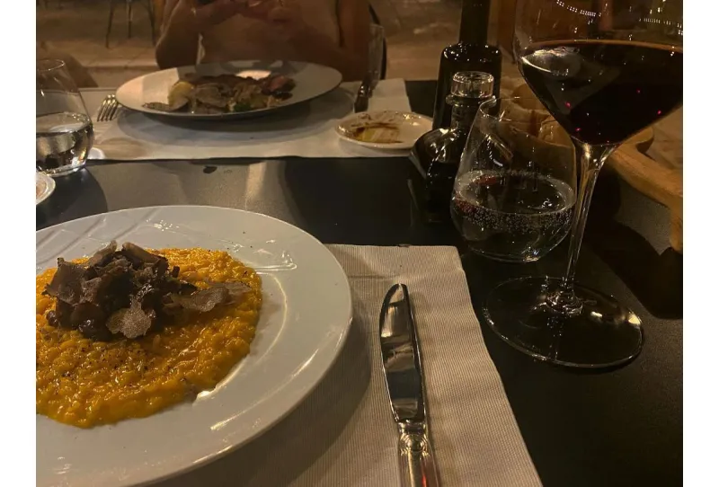 Phoebe Dynevor Giddy on Croatian Getaway Amid Pete Davidson Split 3 Dinner