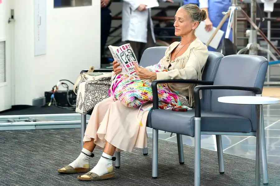 SJP Sarah Jessica Parker Somehow Makes Socks and Sandals Look Chic While Filming SATC Reboot