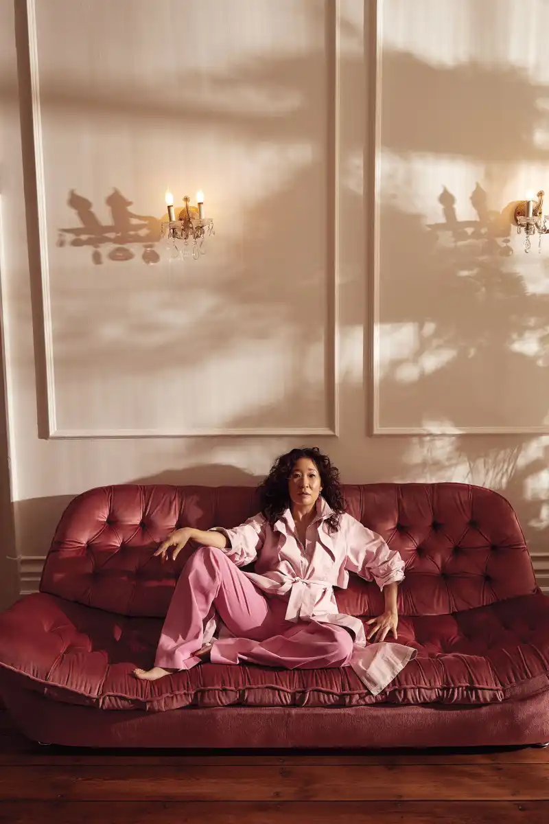 Sandra Oh Emmy Magazine 06