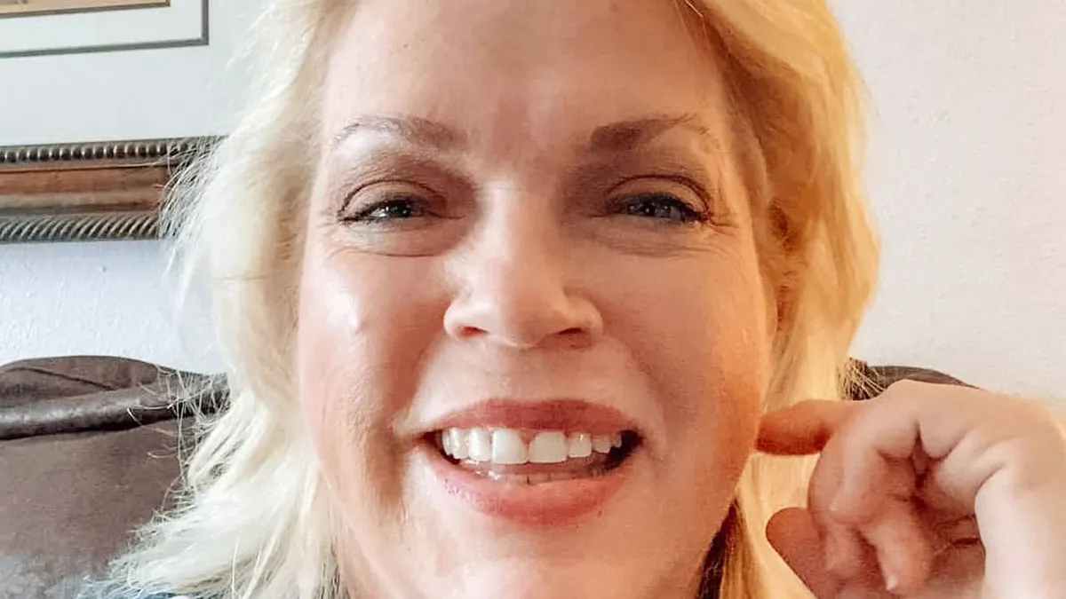 Sister Wives Janelle Brown Reunites With Family Utah