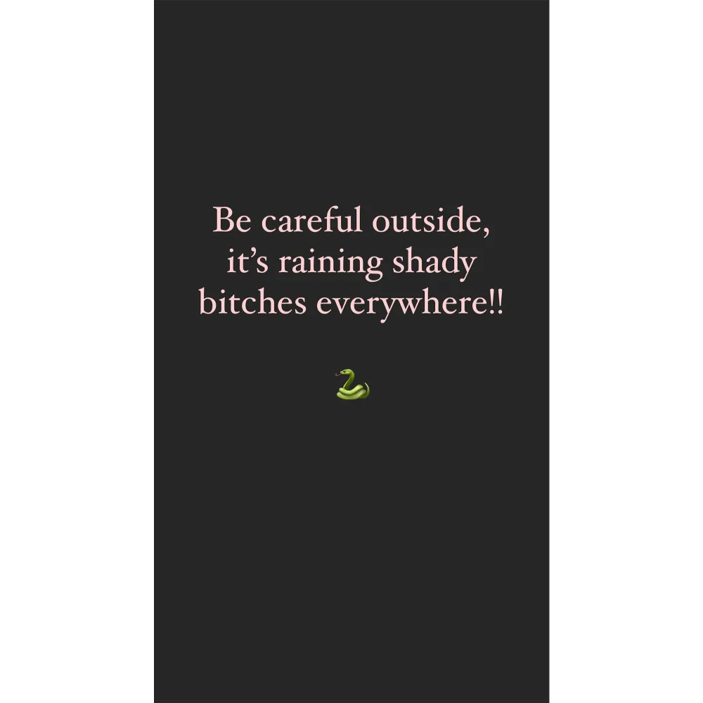 Snakes Ahead? Khloe Kardashian Issues Cryptic Warning About &lsquo;Shady Bitches&rsquo;