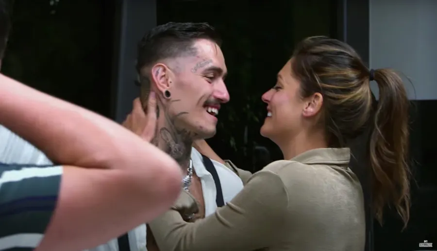 The Challenge 37 Hookups Emmanuel Michele