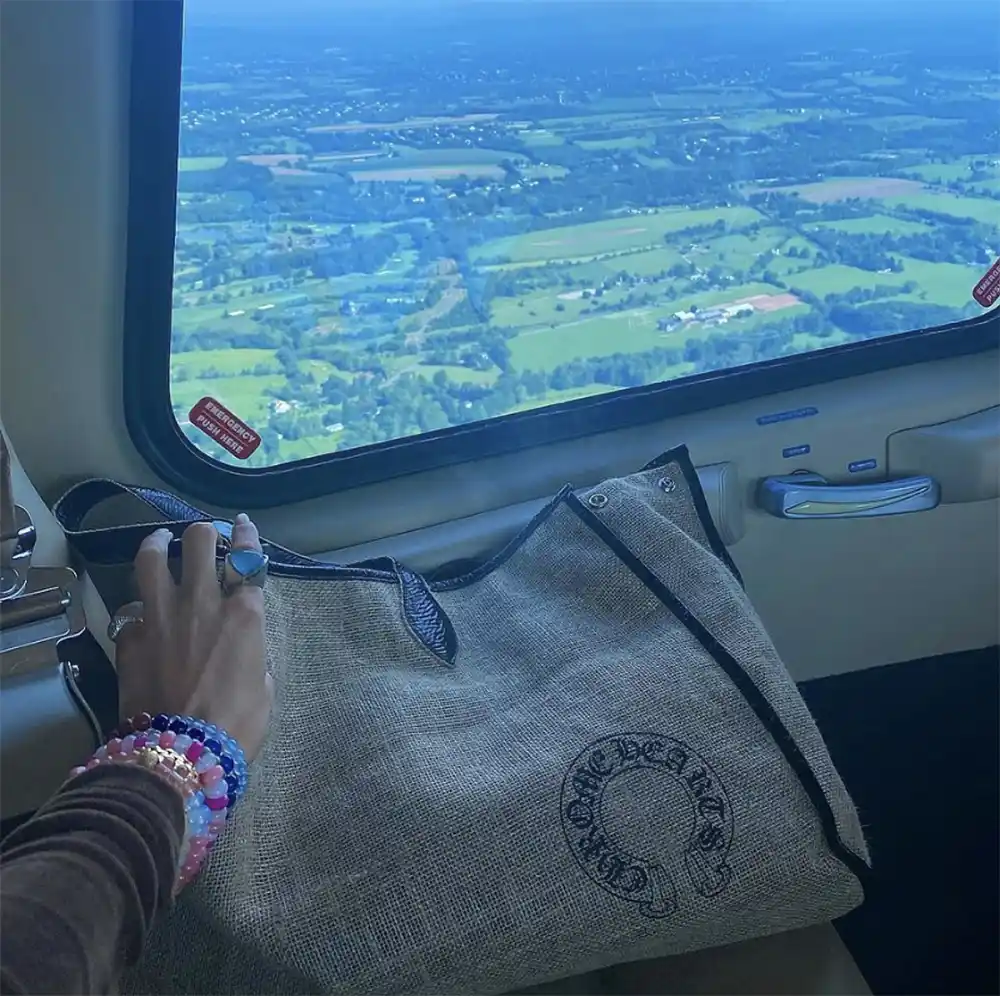 bella-hadid-multicolored-beaded-bracelets-stacks