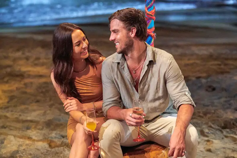 04 Abigail Heringer and Noah Erb Bachelor in Paradise 7x06 Recap