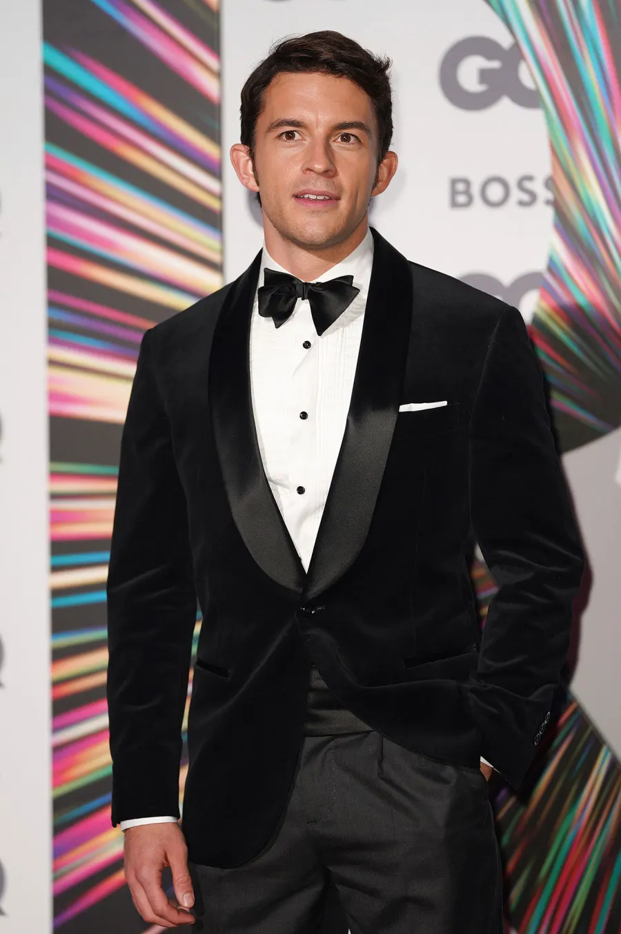 See the Best Dressed Stars, Hottest Hunks at the 2021 GQ Men of the Year Awards: Photos