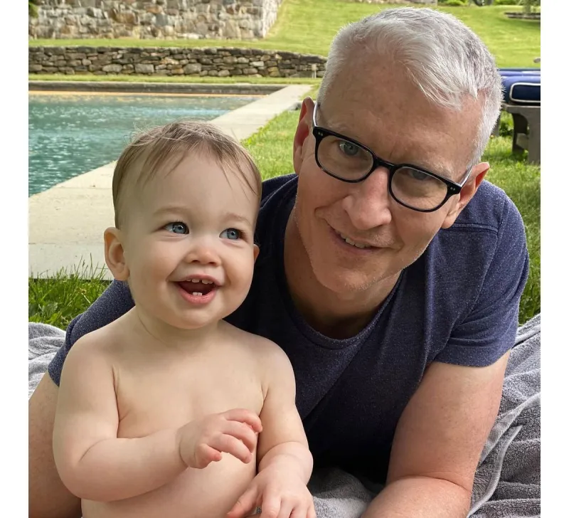 Anderson Cooper Late Mom Gloria Vanderbilt Wanted to Be His Surrogate 2