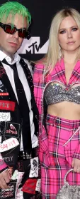 VMAs 2021 Avril Lavigne and Mod Sun! Couples Making Red Carpet Debuts at the VMAs