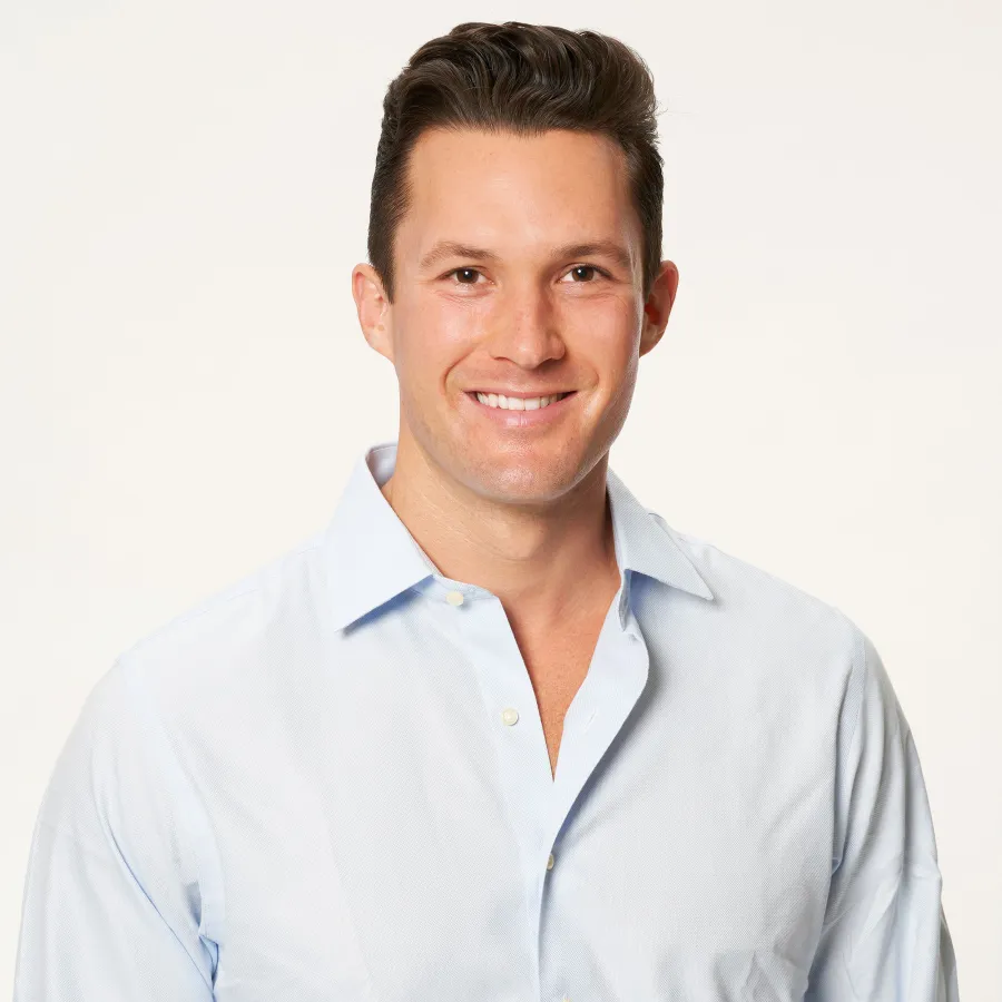 Bachelorette Cast Pics Alec