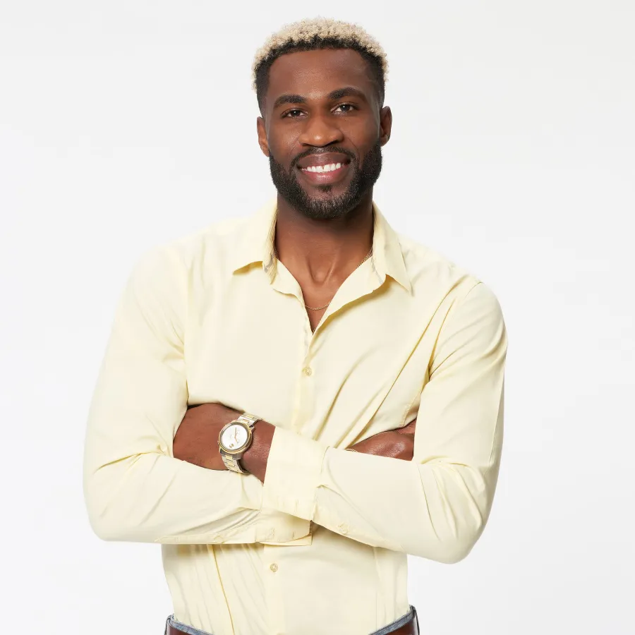 Bachelorette Cast Pics Mollique