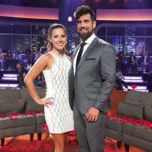 Bachelorette Katie Thurston Introduces Blake Moynes to Her Cat