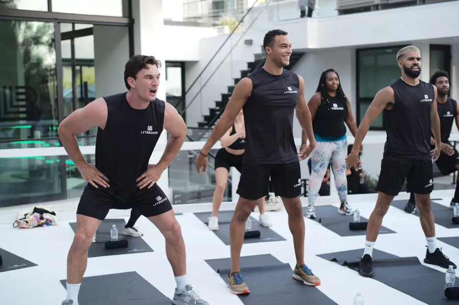 Re: Dale Moss in 'Great Spirits