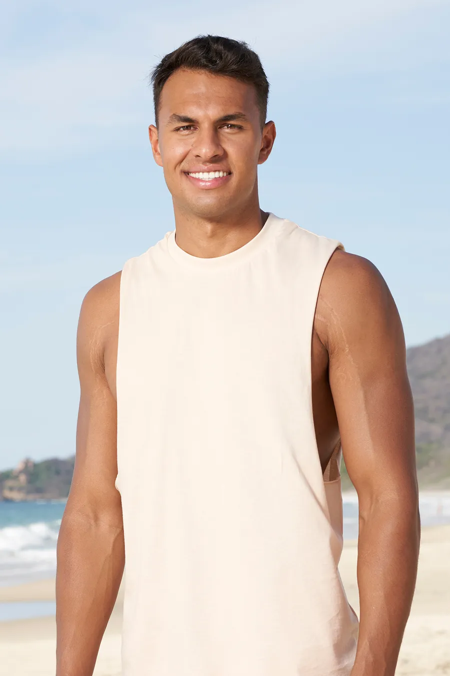 Ben Higgins Ali Fedotowsky and More React to Jesse Palmer Taking Over as Bachelor Host Aaron