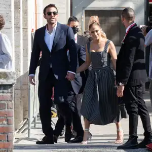 Buongiorno J Lo Ben Affleck Are All Smiles Venice Getaway