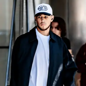 Devin Booker Tests Positive for COVID19