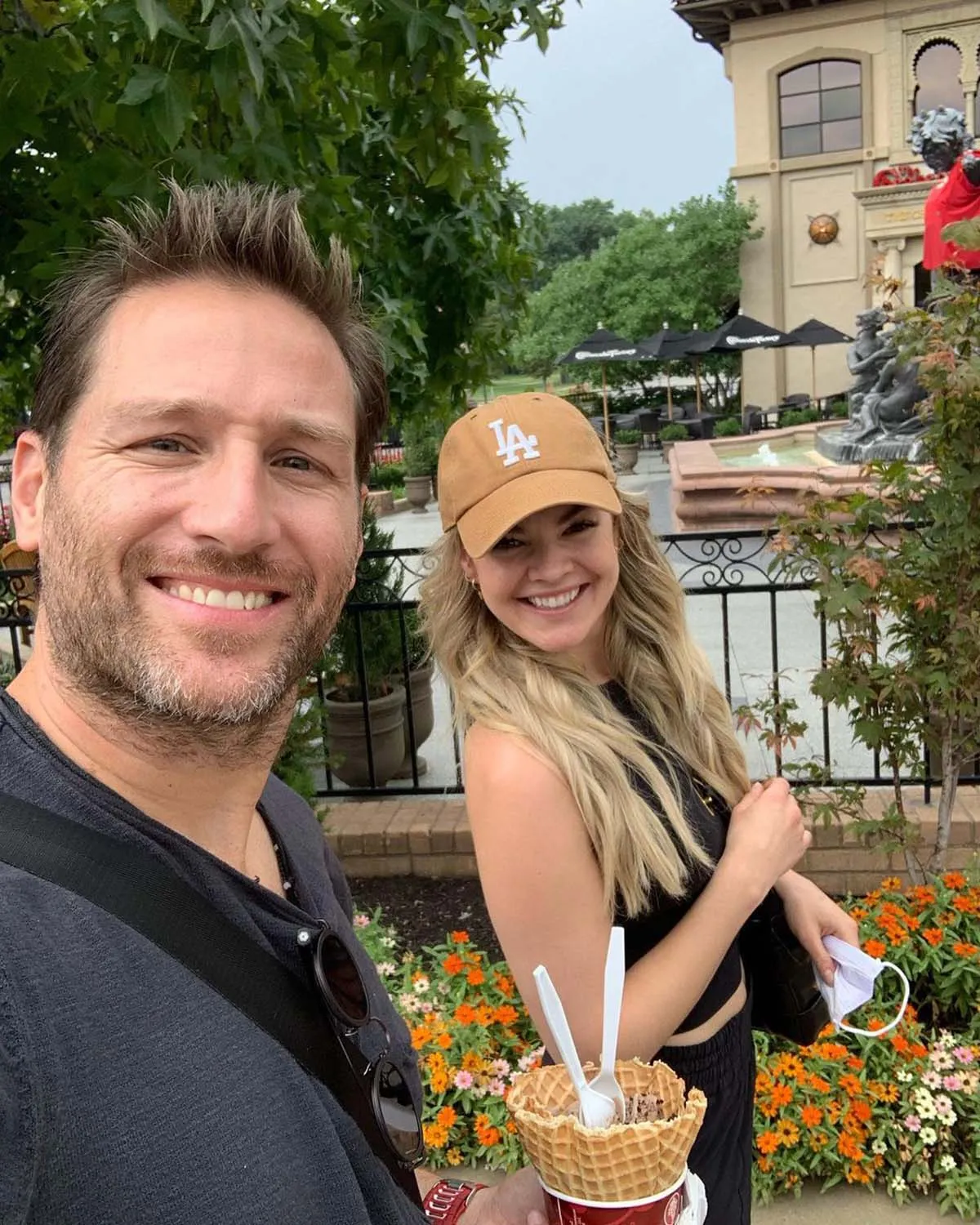 Former Bachelor Juan Pablo Galavis Reunites With Ex Nikki Ferrell