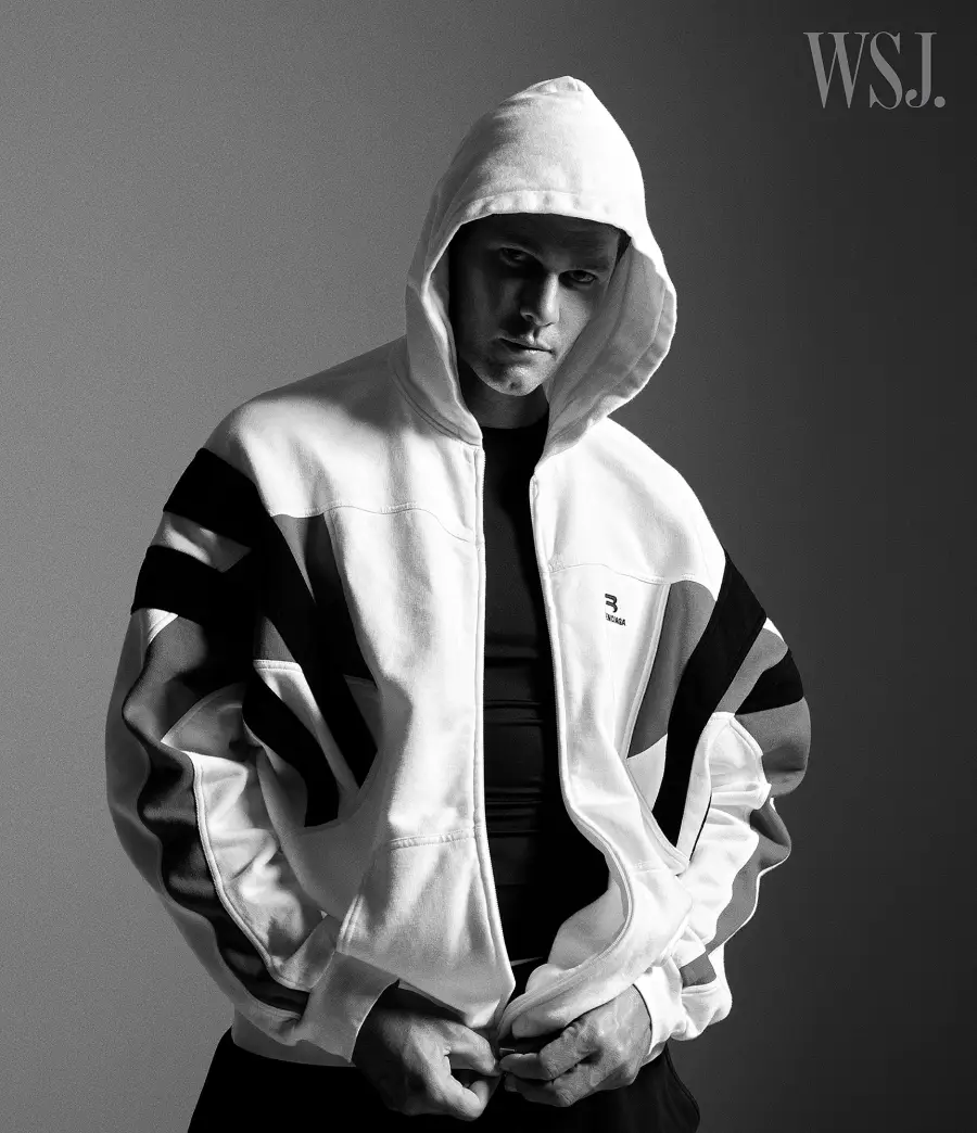 Gisele Bundchen Husband Tom Brady Loves Clothes Way More Than I Do