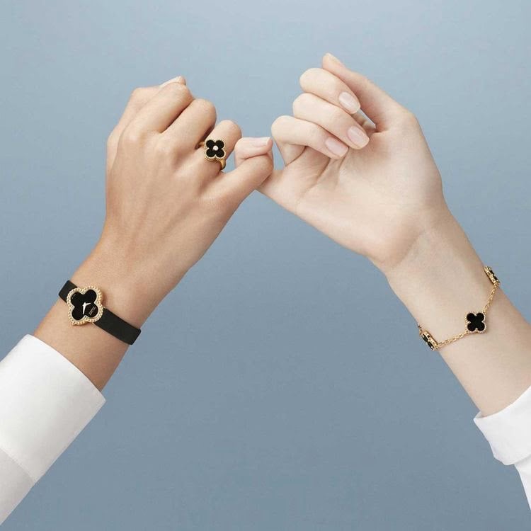 Van Cleef and Arpels Alhambra ,Van Cleef and Arpels care guide