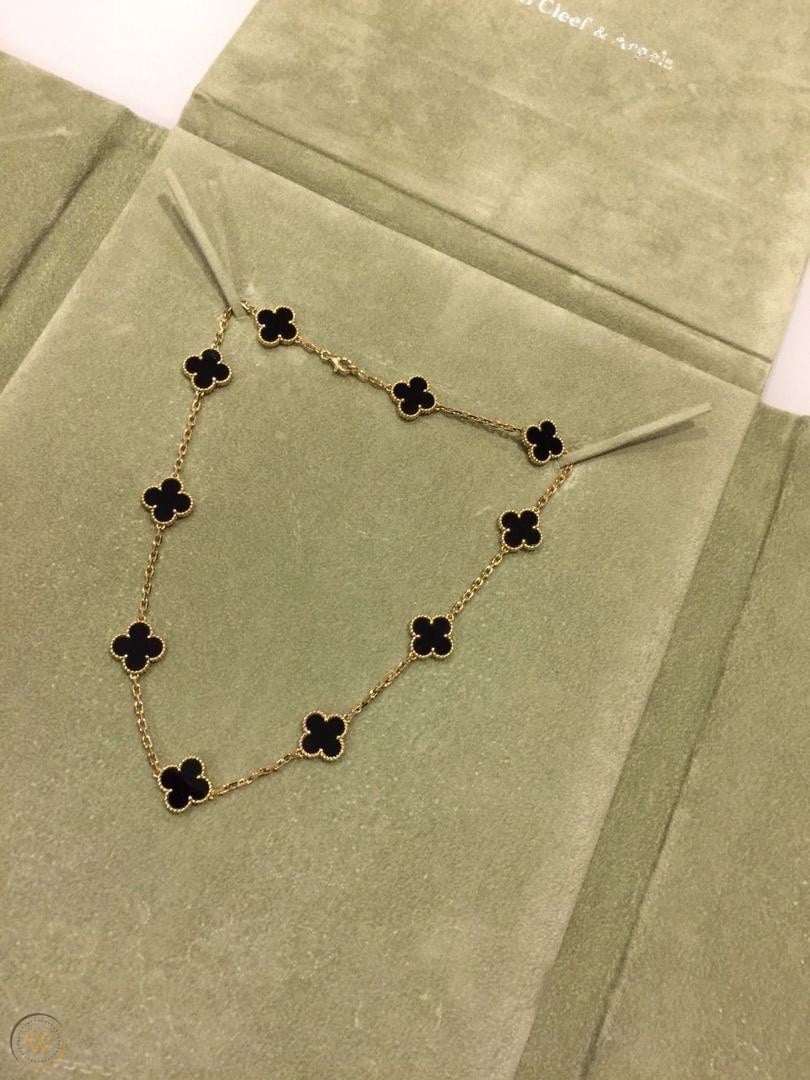 Van Cleef and Arpels Alhambra ,Van Cleef and Arpels care guide