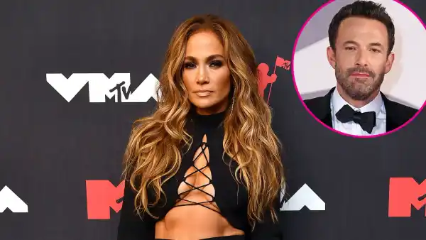 Jennifer Lopez Stuns in Skin-Baring Skirt MTV 2021 VMAs Feature
