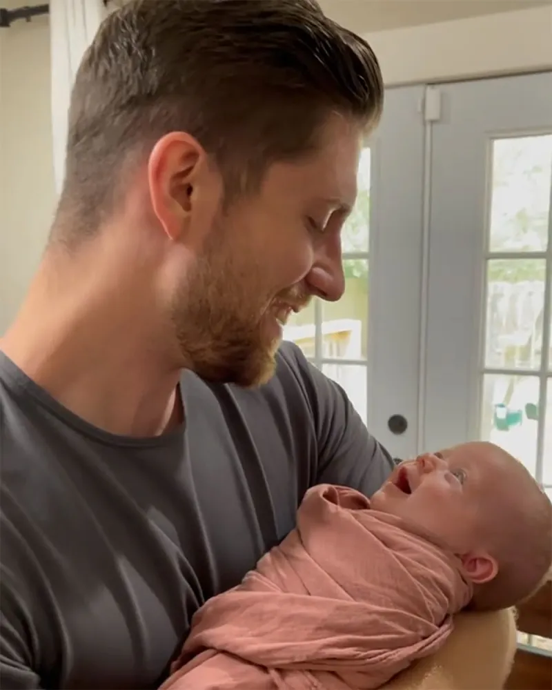 Jill Duggar and Derick Dillard Meet Jessa Duggar Daughter Fern 3