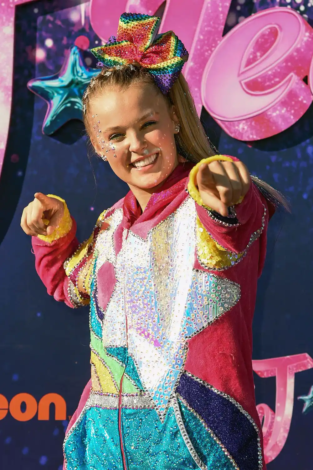 JoJo Siwa Claims Nickelodeon Won&rsquo;t Let Her Perform Certain Songs on Tour