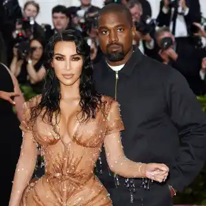 Kanye West Unfollows Kim Kardashian Social Media After Cheating Rumors