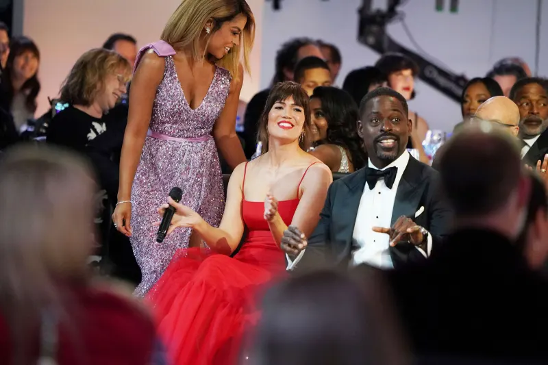 Kate Winslet Love Ted Lasso Sweeps Best Moments From Emmys Susan Kelechi Watson Mandy Moore Sterling K. Brown