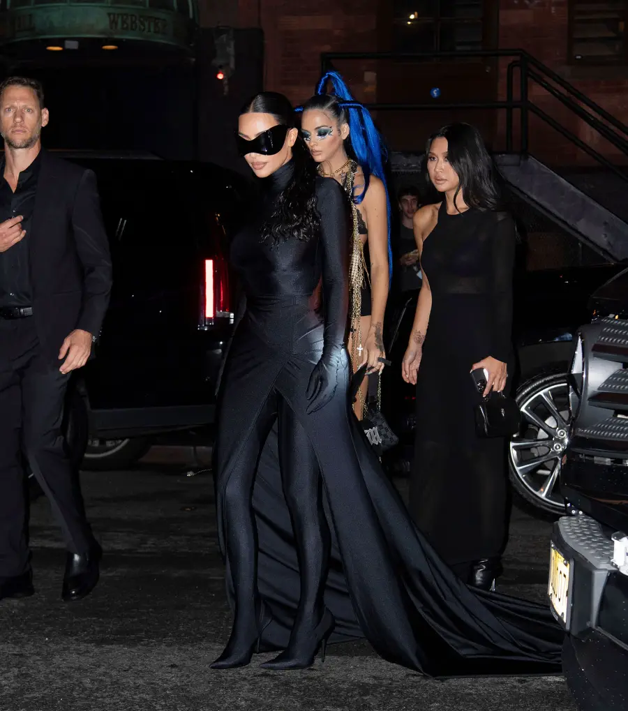 Kim K Ditches Head Mask Met Afterparty After Internet Has Field Day Met Gala 2021