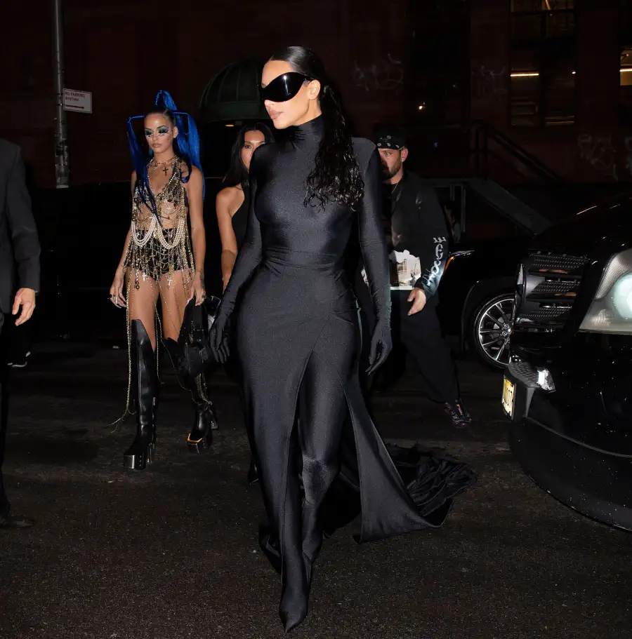 Kim K Ditches Head Mask Met Afterparty After Internet Has Field Day Met Gala 2021