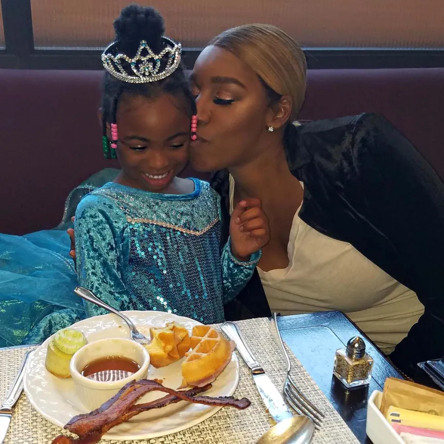 NeNe Leakes Husband Greggs Photos With Their Kids Family Album