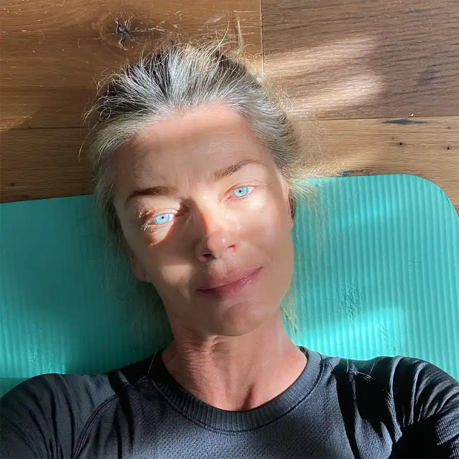 Paulina Porizkova Reveals What She ‘Actually Looks Like on Social Media