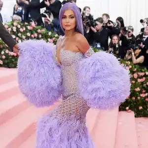 Pregnant Kylie Jenner Is So Sad She Wont Be Attending Met Gala