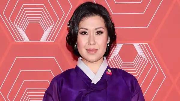 Ruthie Ann Miles Makes Tony Awards 2021 Appearance After Daughter Birth Family Tragedy