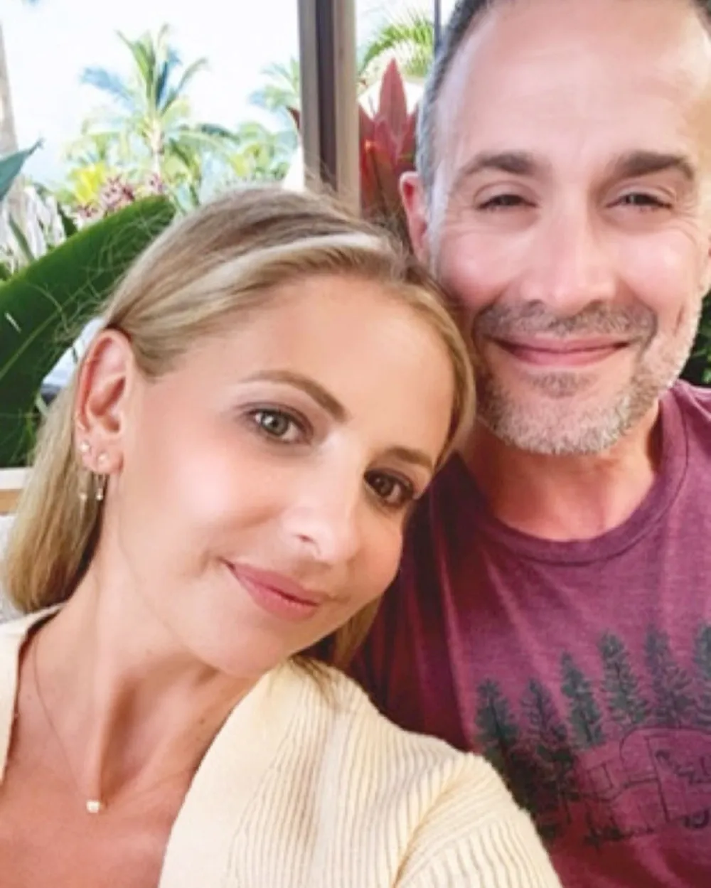 Sarah Michelle Gellar Shares Son Hilarious Reaction Her Freddie Prinze Jr PDA