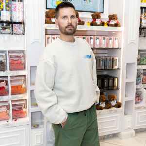 Scott Disick Takes 3 Kids Sugar Factory After Amelia Gray Hamlin Split