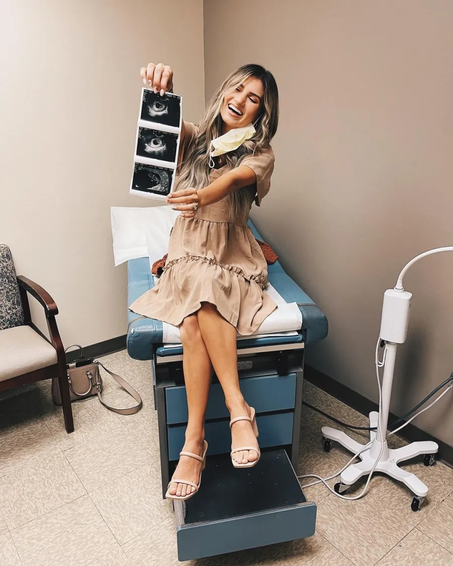 Sneak Peek! Bringing Up Bates’ Carlin and More Stars Share Ultrasound Pics