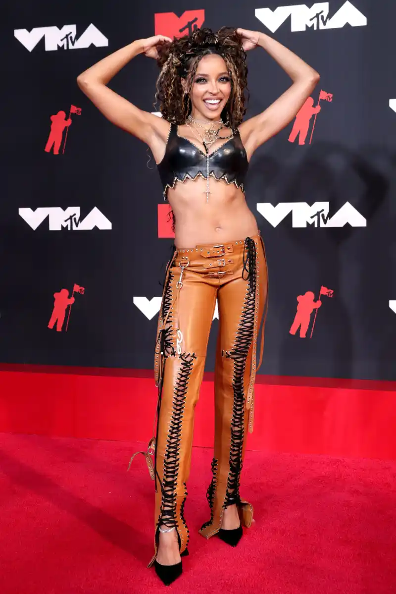 Tinashe Red Carpet MTV 2021 VMAs