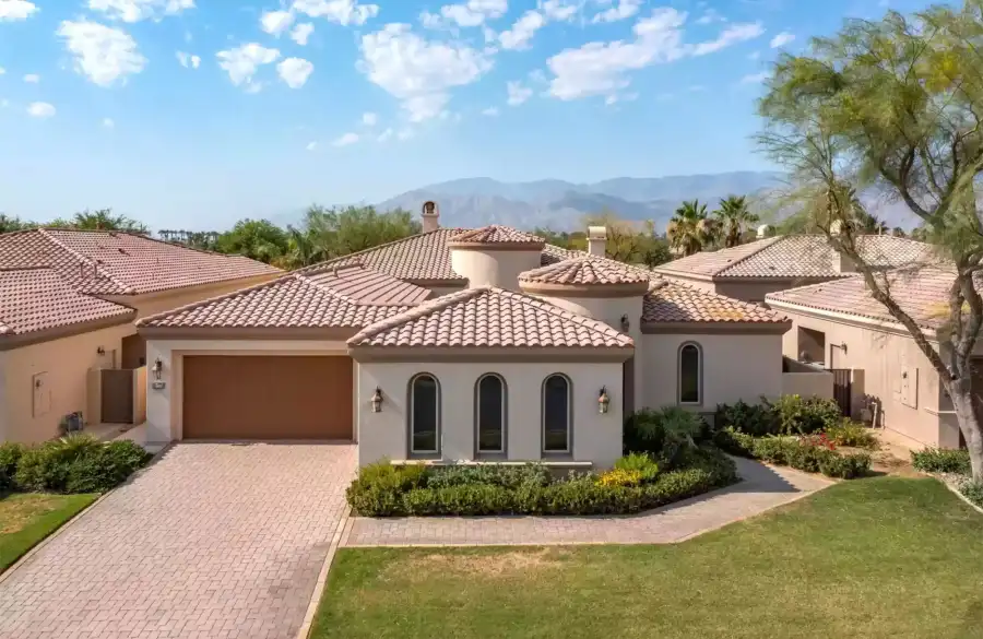 Tom, Erika Girardi Selling $1.25 Million Property to Pay Creditors, Bills